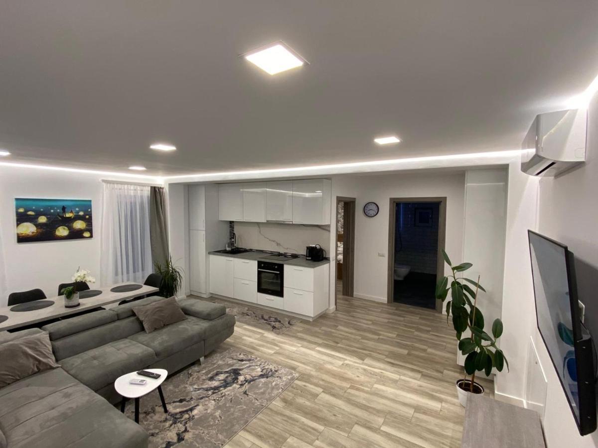 Ferienwohnung Lora Studio Suceava Exterior foto