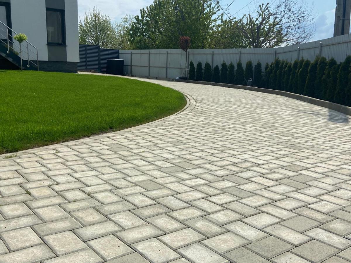 Ferienwohnung Lora Studio Suceava Exterior foto